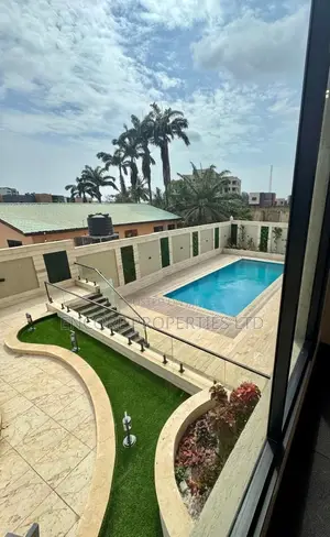 Furnished Studio Apartment in Dworwulu for sale