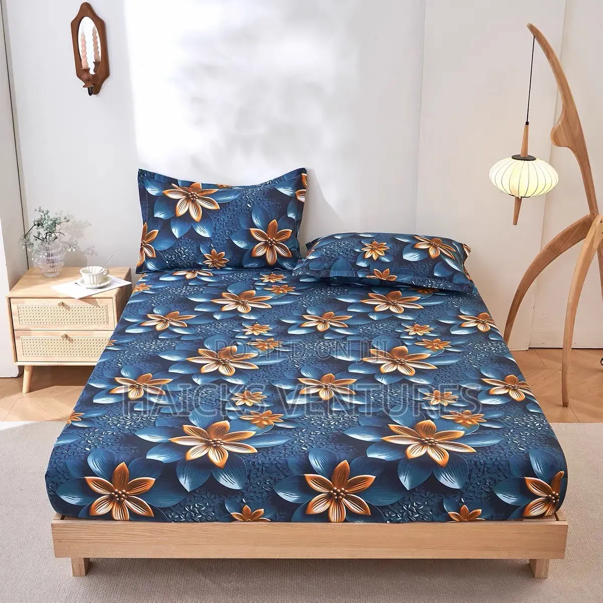 King Size Bedsheets With 2 Pillow Cases.