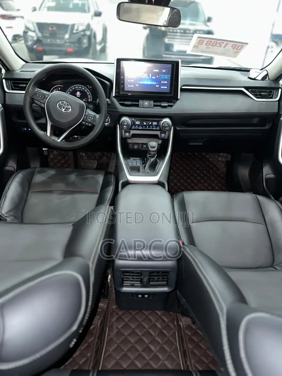 Toyota RAV4 2021 White