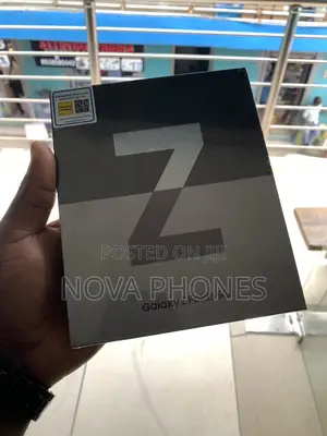 New Samsung Galaxy Z Fold 3 256 GB