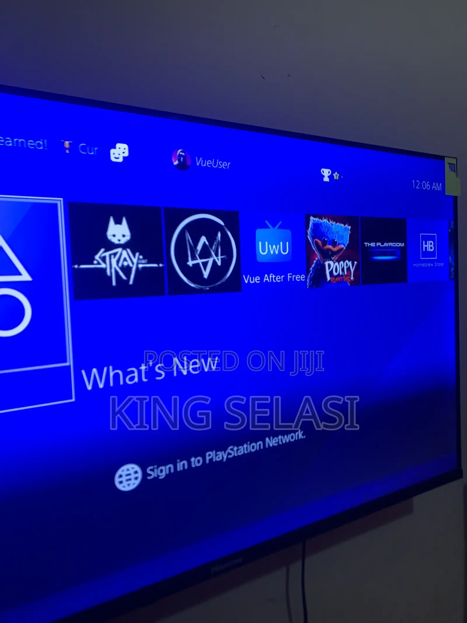 PlayStation 4 Console