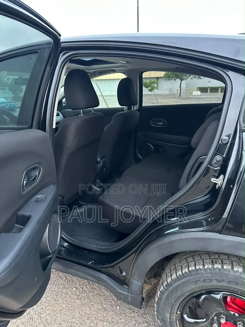 Honda HR-V 4dr SUV (1.5L 4cyl CVT) 2016 Black