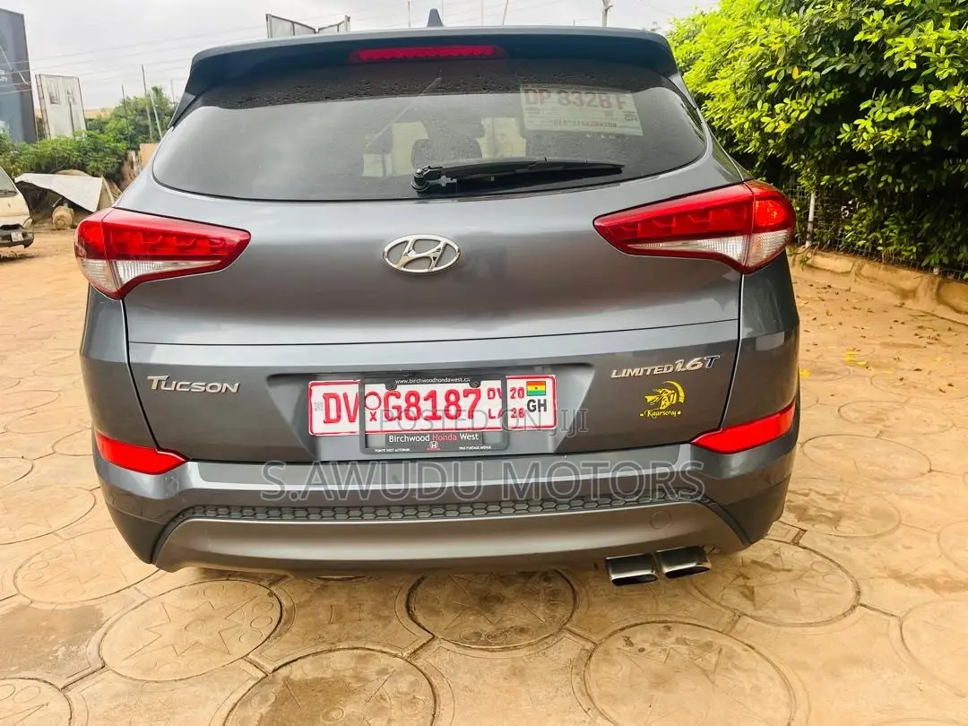 Hyundai Tucson Limited AWD 2016 Gray