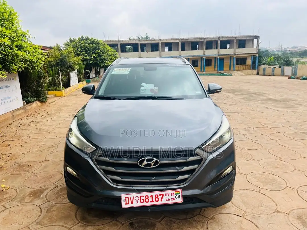 Hyundai Tucson Limited AWD 2016 Gray