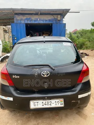 Toyota Vitz 2013 Black