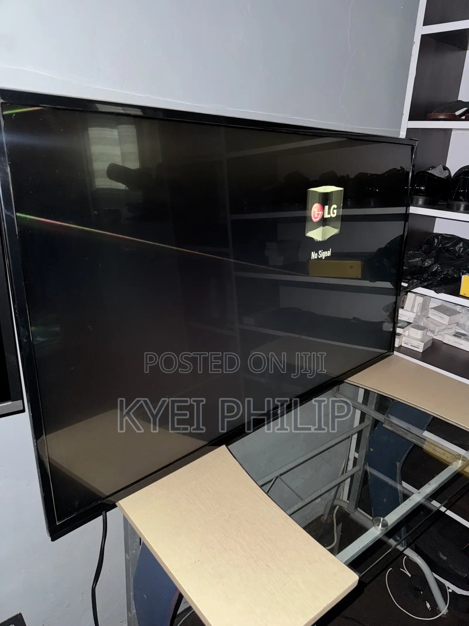 LG TV 49inches