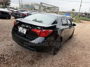 Toyota Corolla 2016 Black