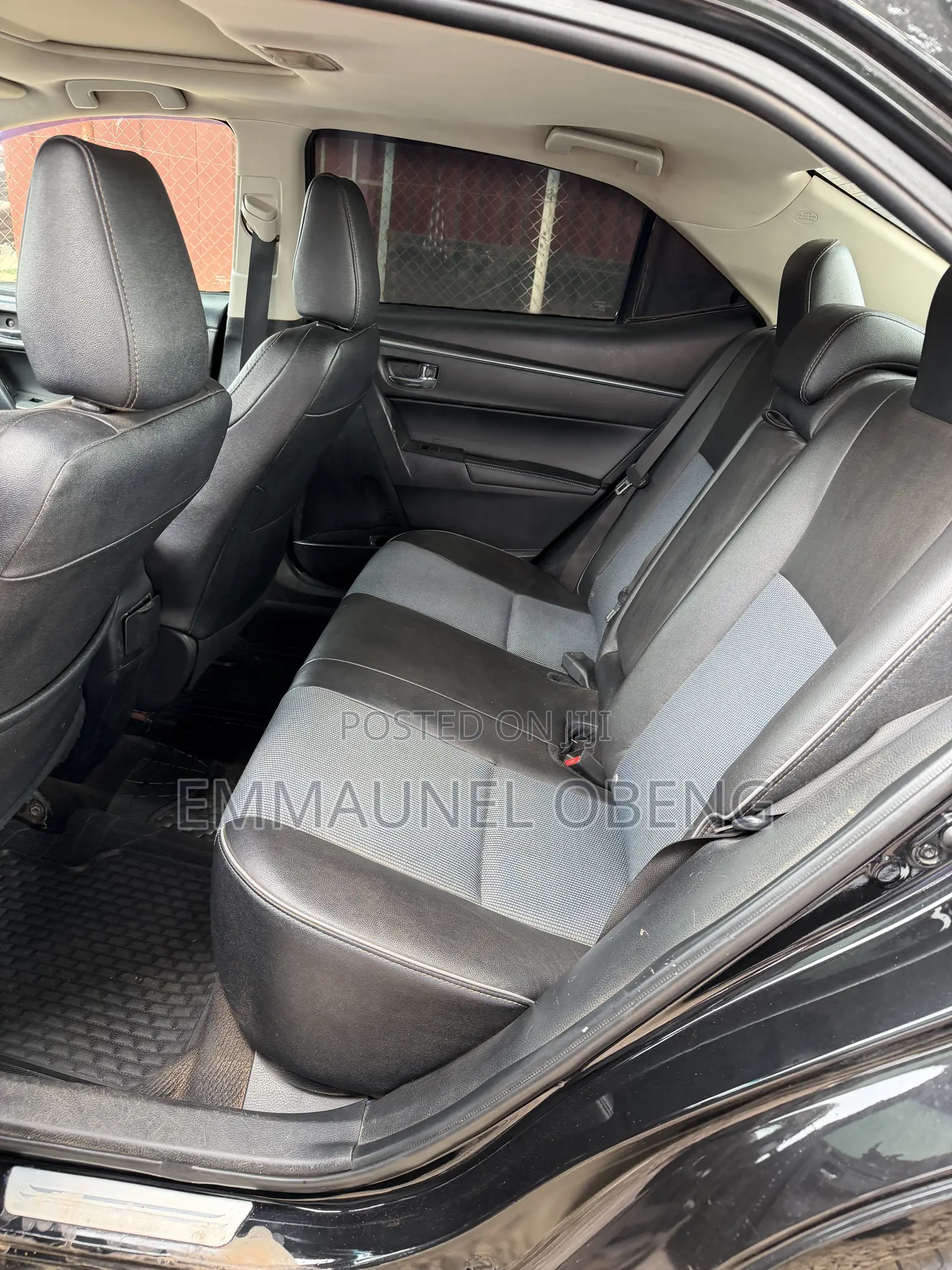 Toyota Corolla 2016 Black