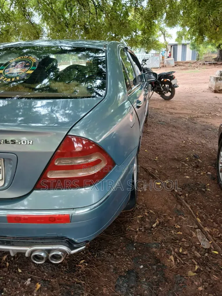 Mercedes-Benz C230 2004 Blue