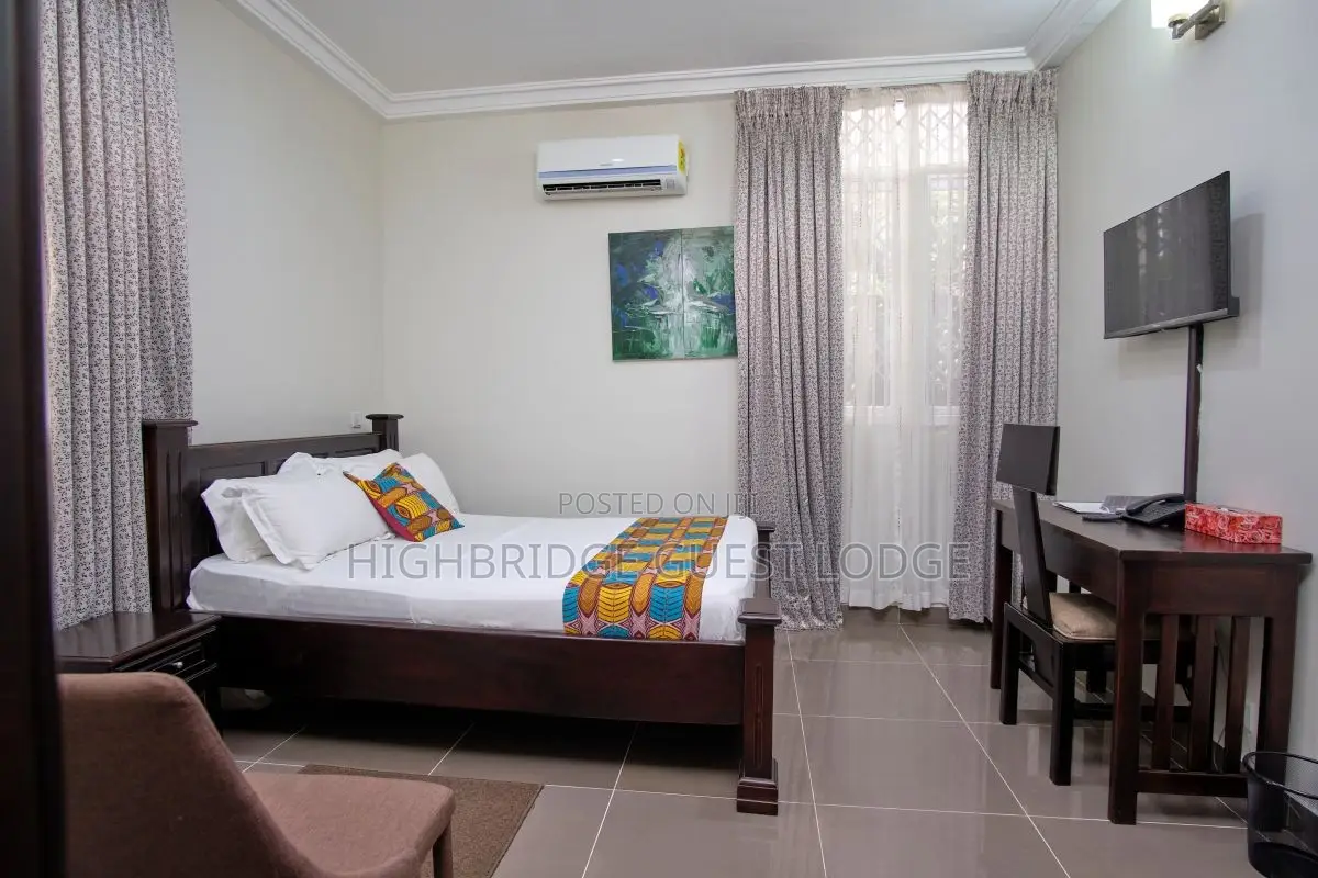 Standard Self-Contained Room for Short Stay-Highbridge Guest Lodge