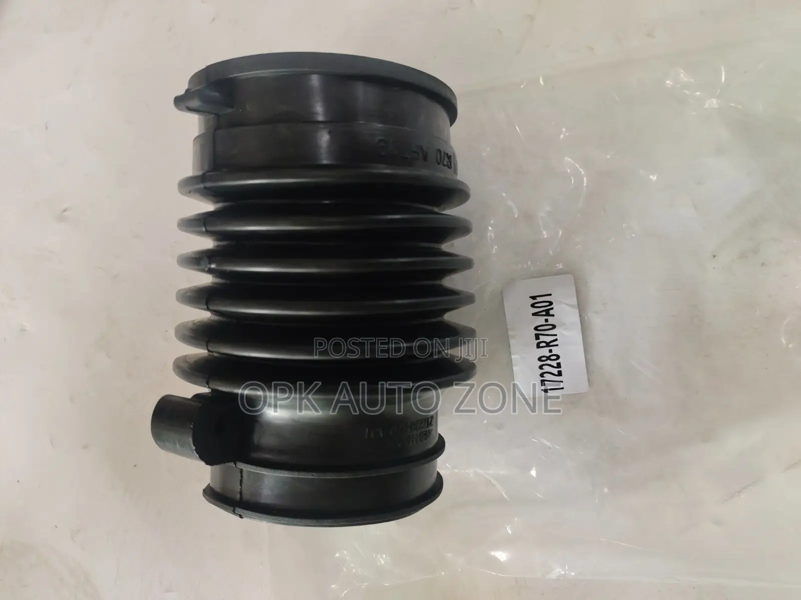 Honda Accord V6/ Crosstour V6 2008-2012 Air Intake Hose