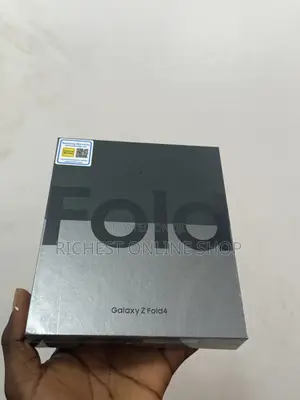 New Samsung Galaxy Z Fold4 256 GB Black