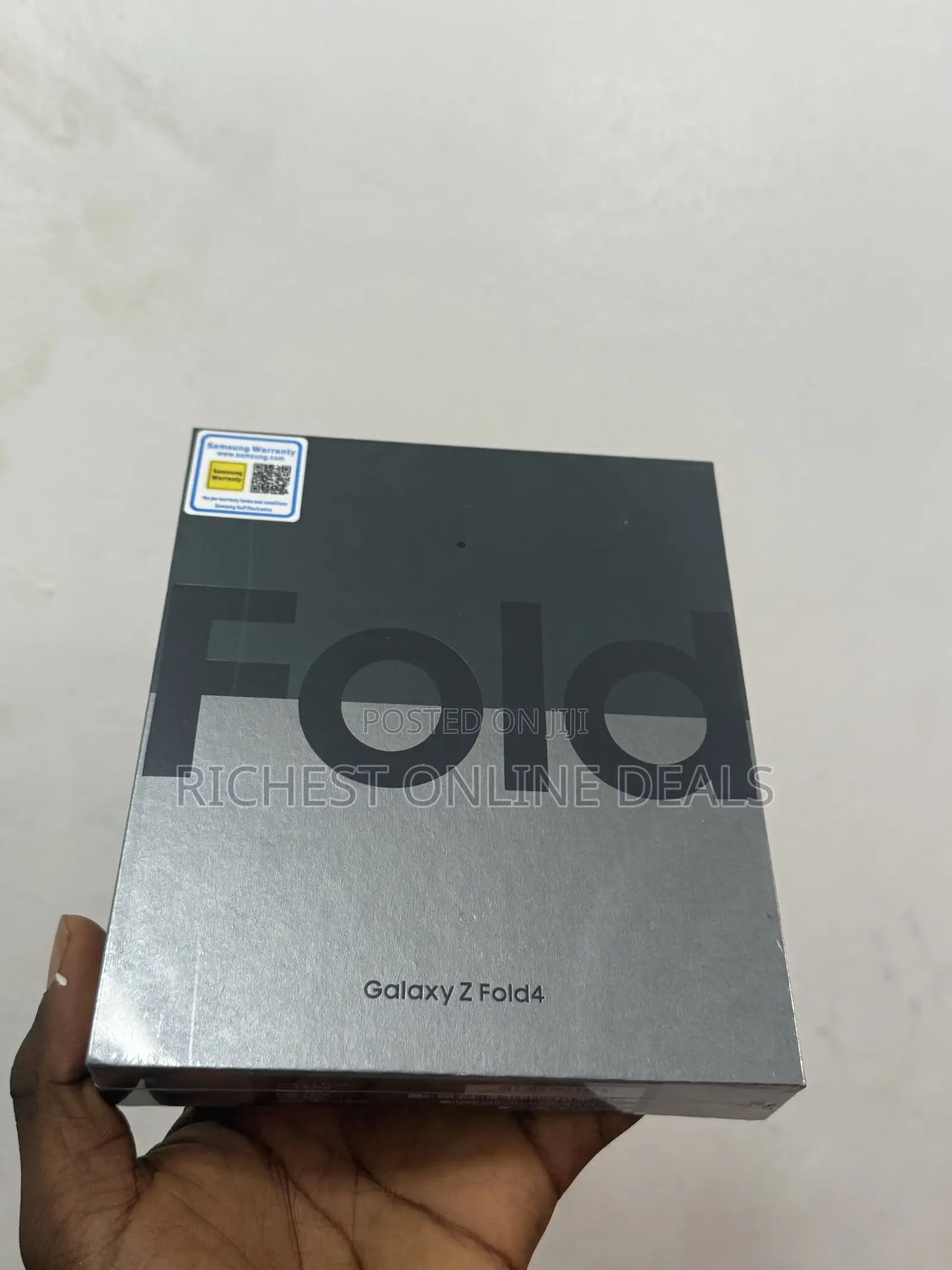 New Samsung Galaxy Z Fold4 256 GB Black