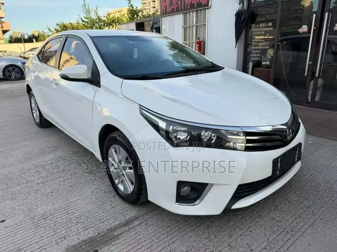 Toyota Corolla 2017 White