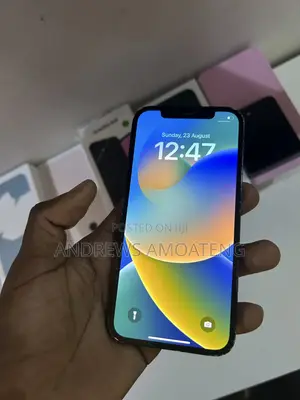 Apple iPhone 12 64 GB Black