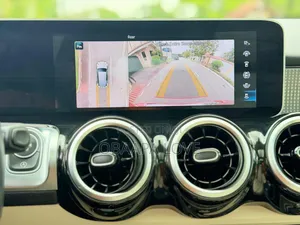 Mercedes-Benz GLB-Class 2020 Red