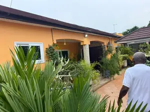 3bdrm House in Dansoman Estate for sale