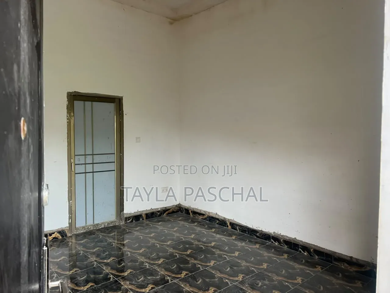 Furnished 1bdrm Room & Parlour in Bortiano for rent