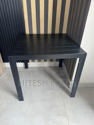 Table With 4 Chairs