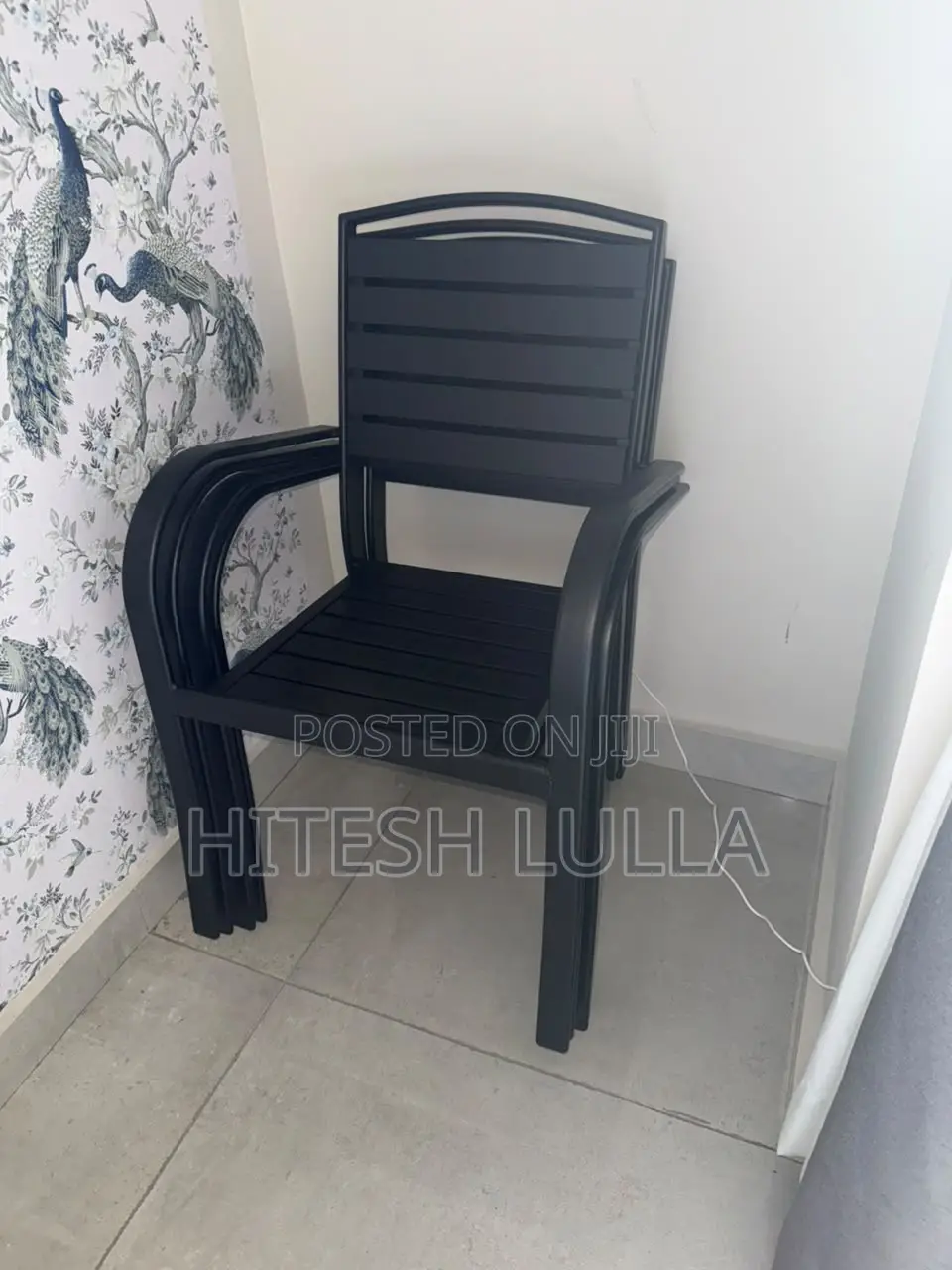 Table With 4 Chairs