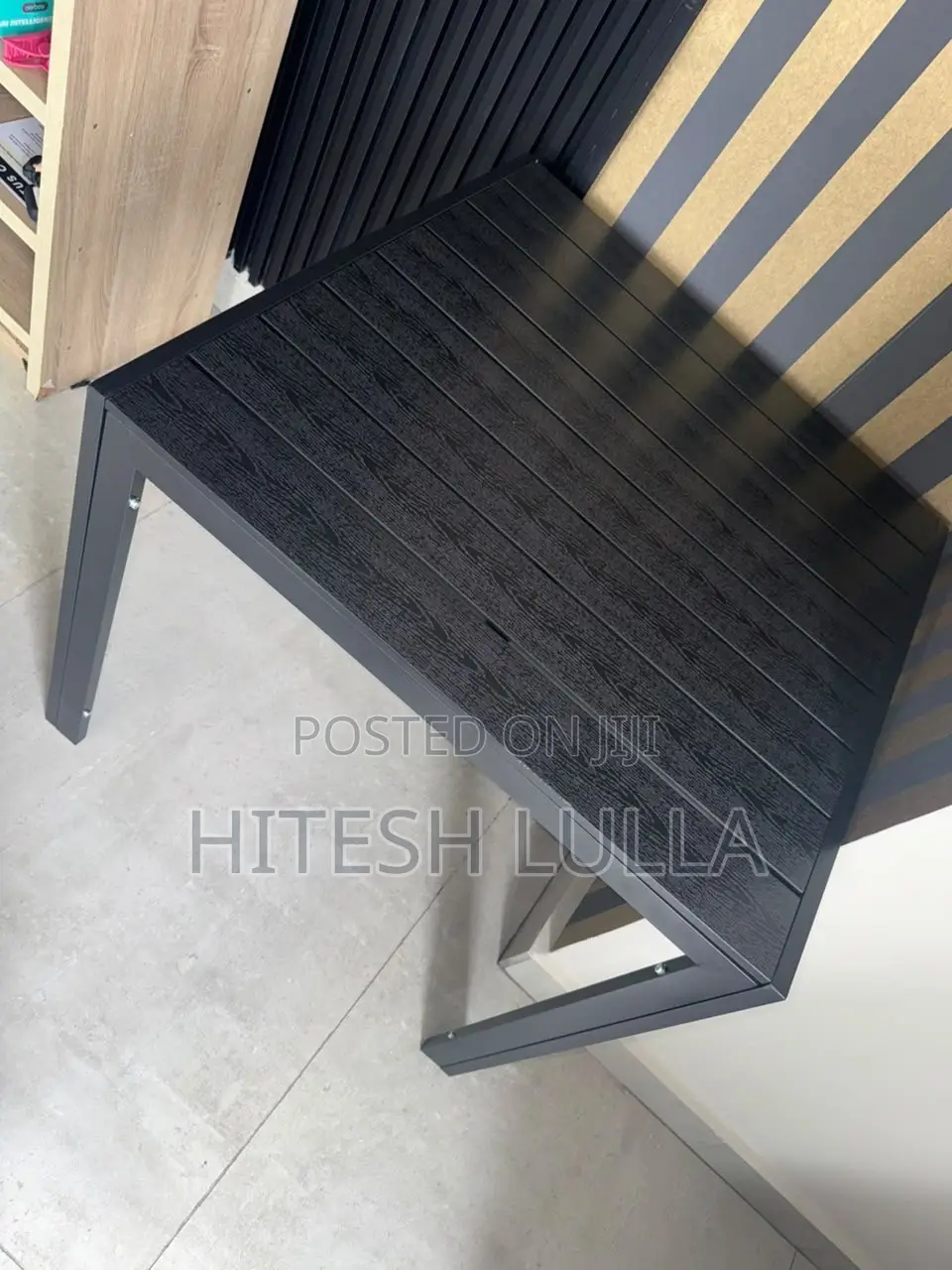 Table With 4 Chairs