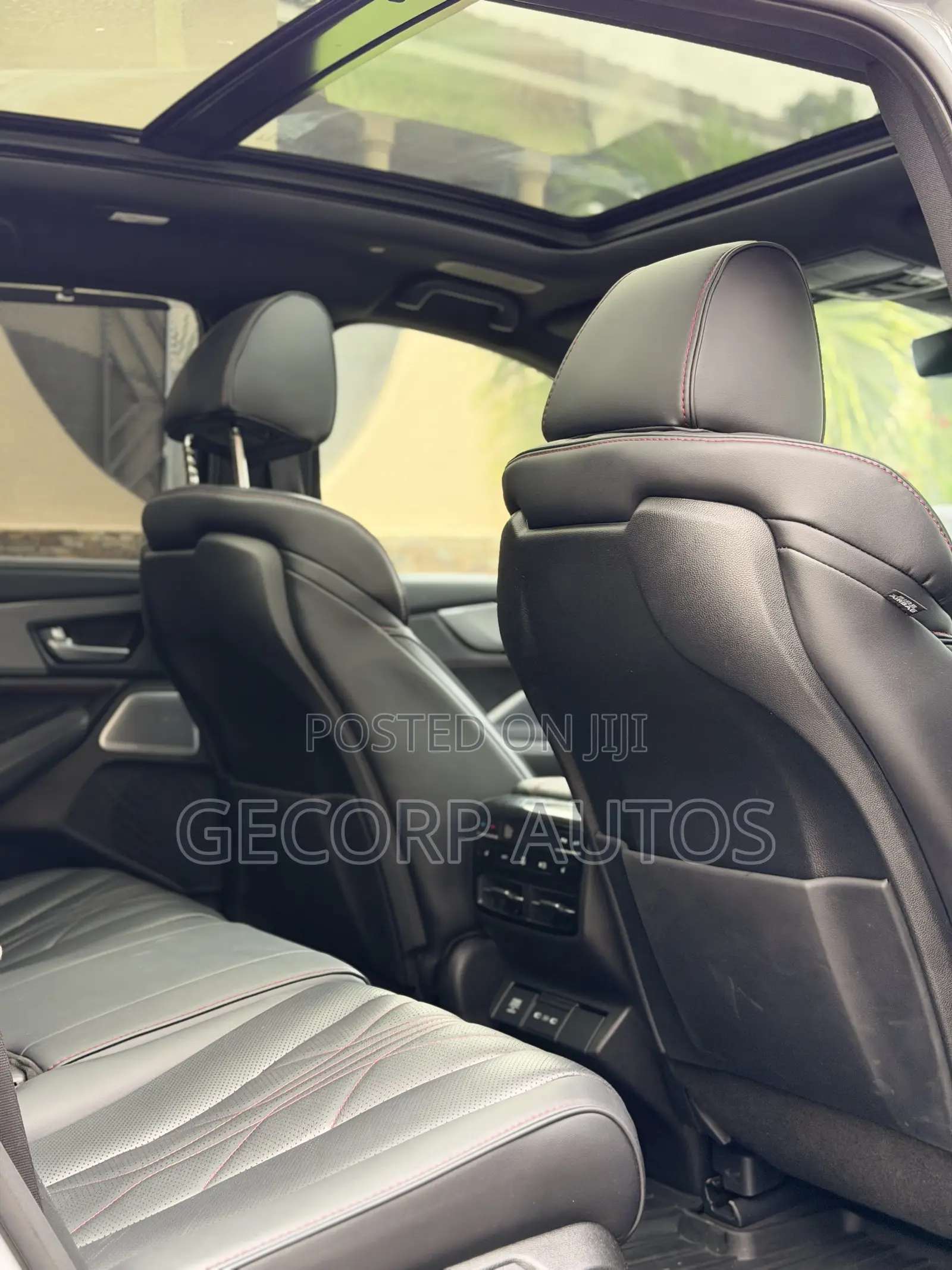 Acura MDX SH-AWD w/A-Spec Package 2025 Ivory