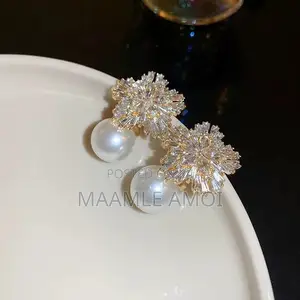Bridal / Bold Classy Earrings