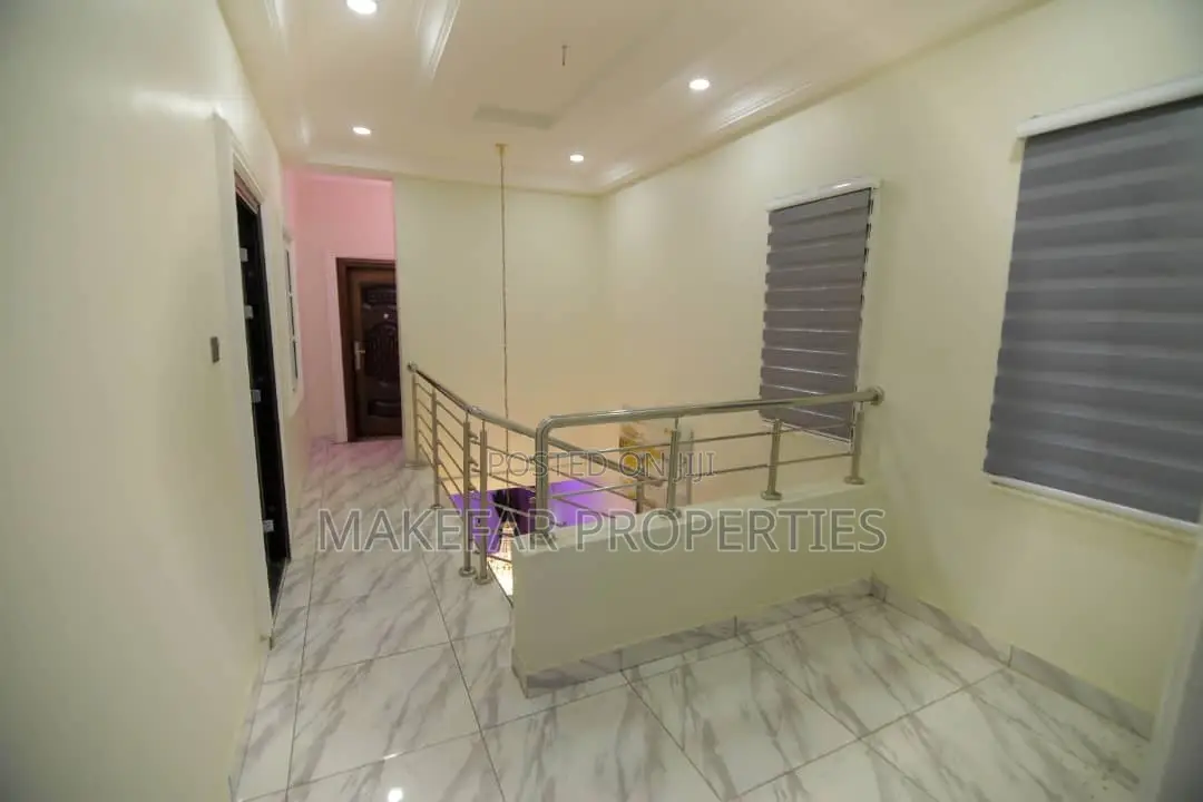 4bdrm House in East Legon for rent