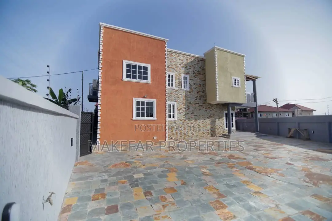 4bdrm House in East Legon for rent
