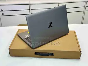 New Laptop HP ZBook Firefly 14 G7 8GB Intel Core i5 SSD 256GB