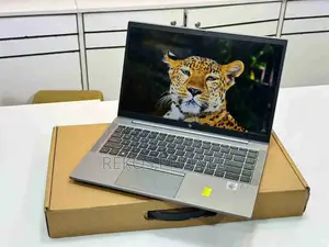 New Laptop HP ZBook Firefly 14 G7 8GB Intel Core i5 SSD 256GB
