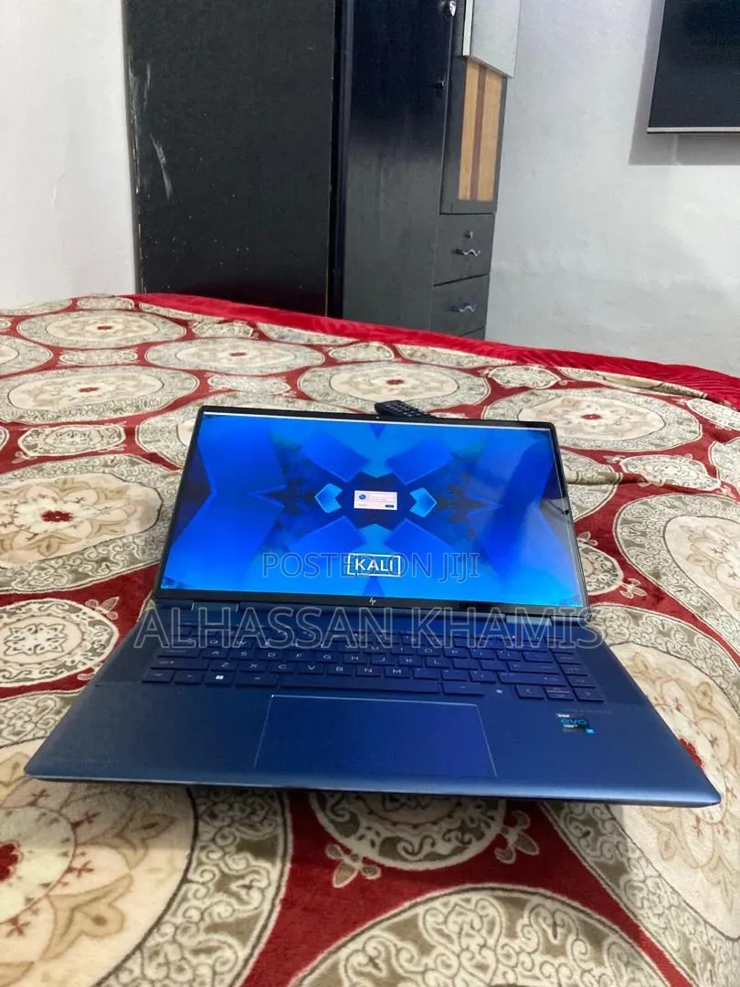 Laptop HP Spectre X360 16GB Intel Core i7 SSD 1T
