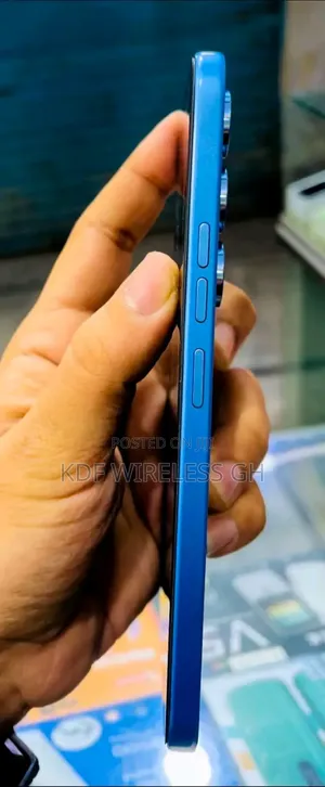New Tecno Spark 40 Pro 256 GB Blue