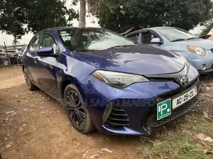 Toyota Corolla LE Plus 4dr Sedan (1.8L 4cyl CVT) 2016 Blue