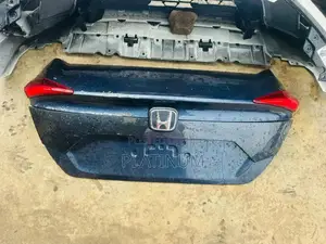 Honda Civic 2017-2021 Complete Boot