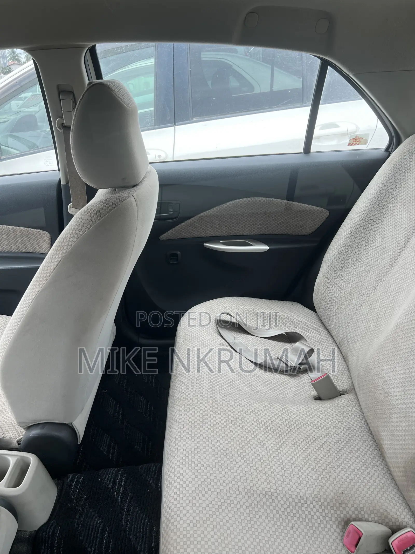 Toyota Belta 2010 White