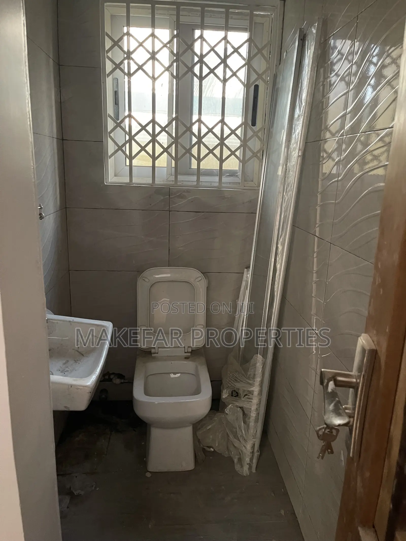 3bdrm House in East Legon for rent
