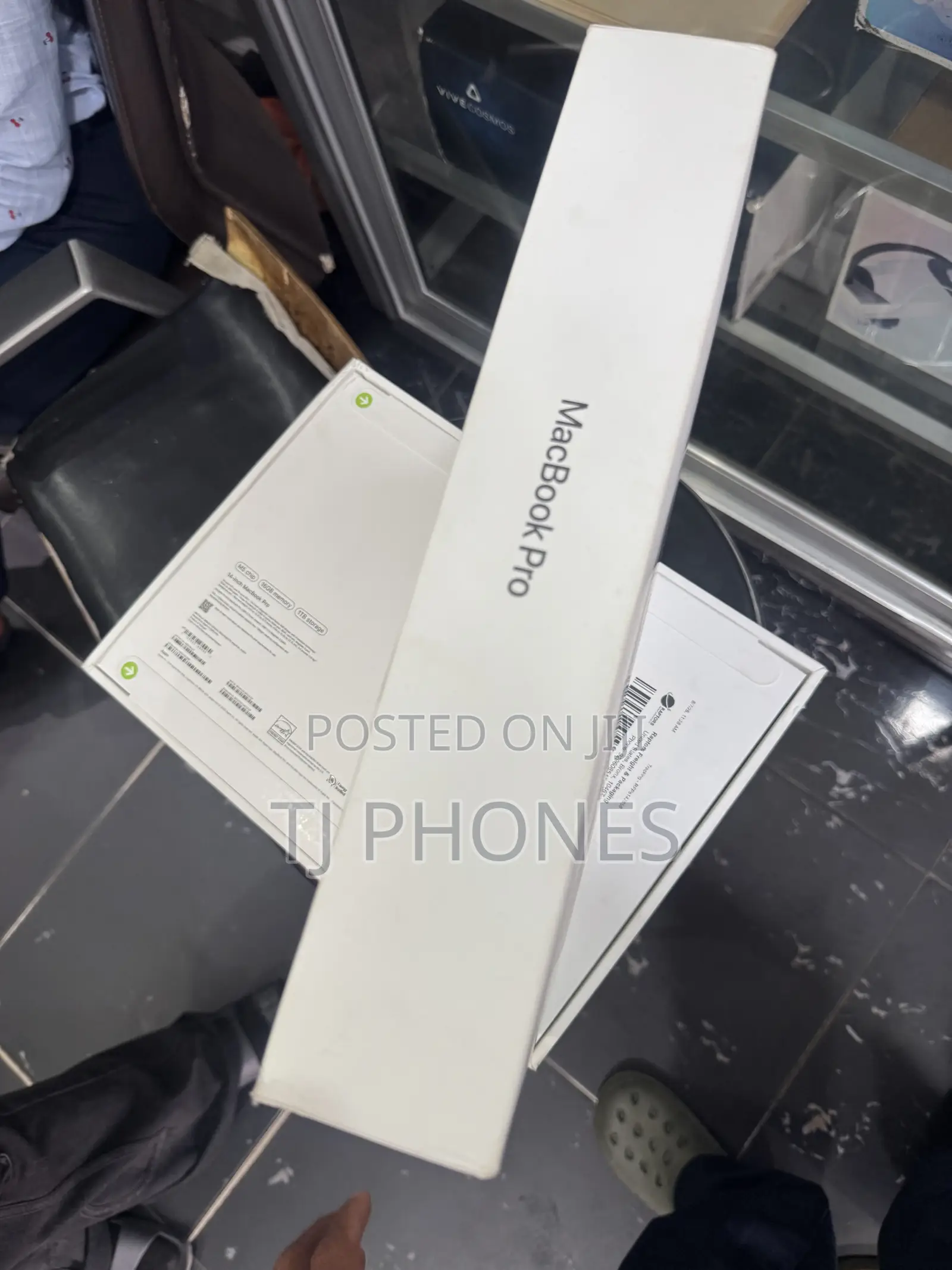 New Laptop Apple MacBook Pro 2026 M5 Pro 24GB Apple M5 Pro SSD 1T