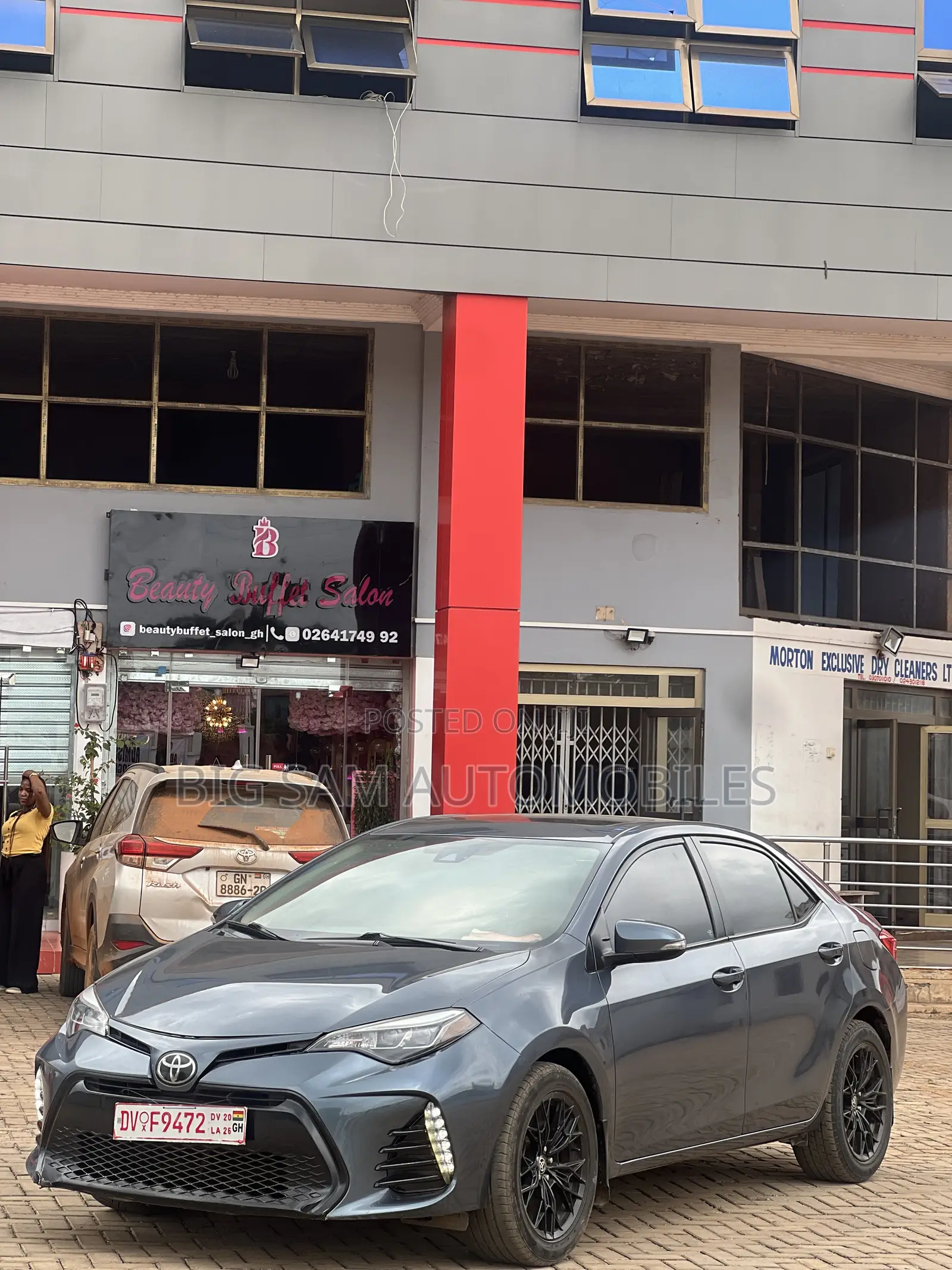 Toyota Corolla XSE (1.8L 4cyl 2A) 2018 Gray
