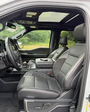 Ford F-150 Raptor 4WD SuperCrew 5.5' Box 2025