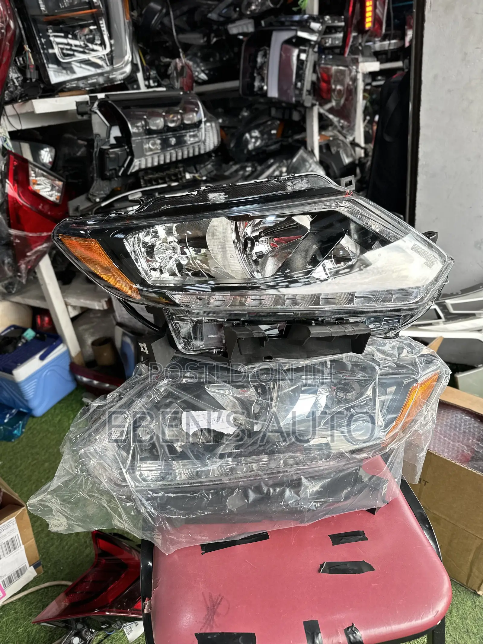 Nissan Rogue 2016 Headlights