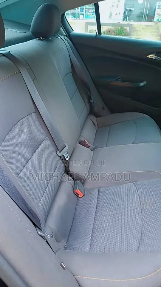 Chevrolet Cruze LS 2019 Black