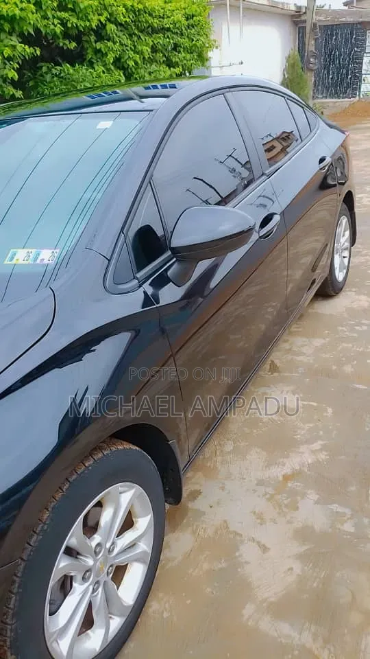 Chevrolet Cruze LS 2019 Black