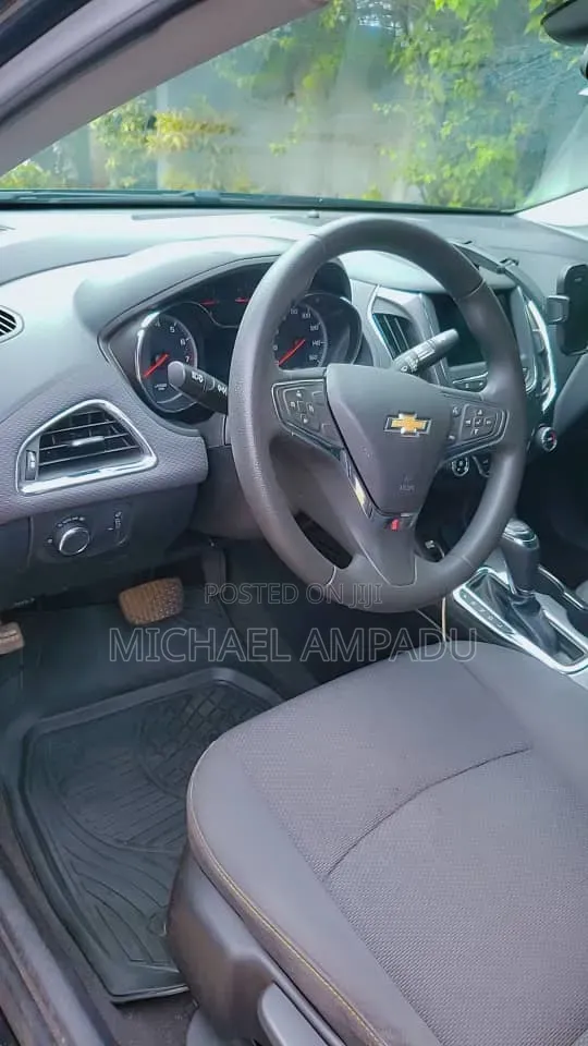 Chevrolet Cruze LS 2019 Black