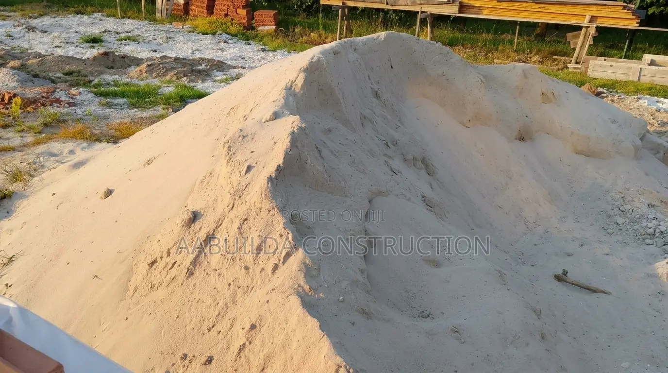 24/7 Plastering Sand / Filling Sand Supply in Pokuase