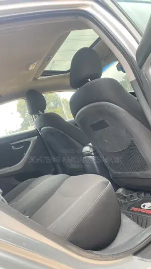 Hyundai Elantra SE Sedan FWD (1.8L 4cyl 6M) 2016 Gray