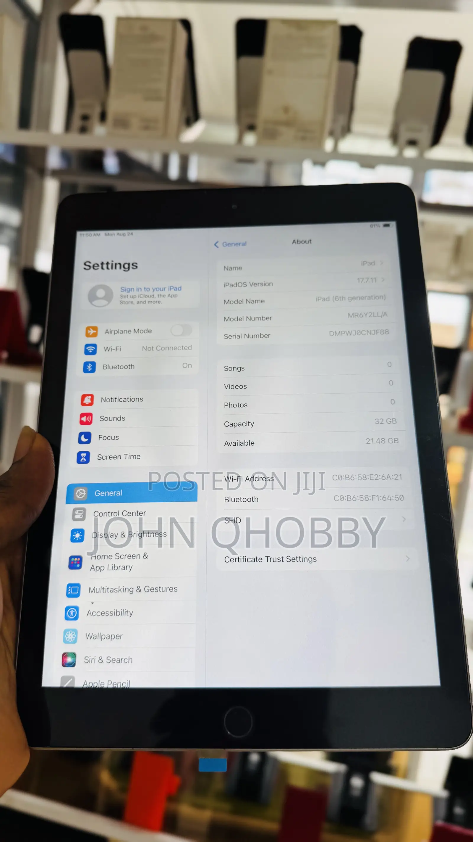 Apple iPad 9.7 32 GB Gray