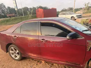Toyota Camry SE 4dr Sedan (2.5L 4cyl 6A) 2017 Brown