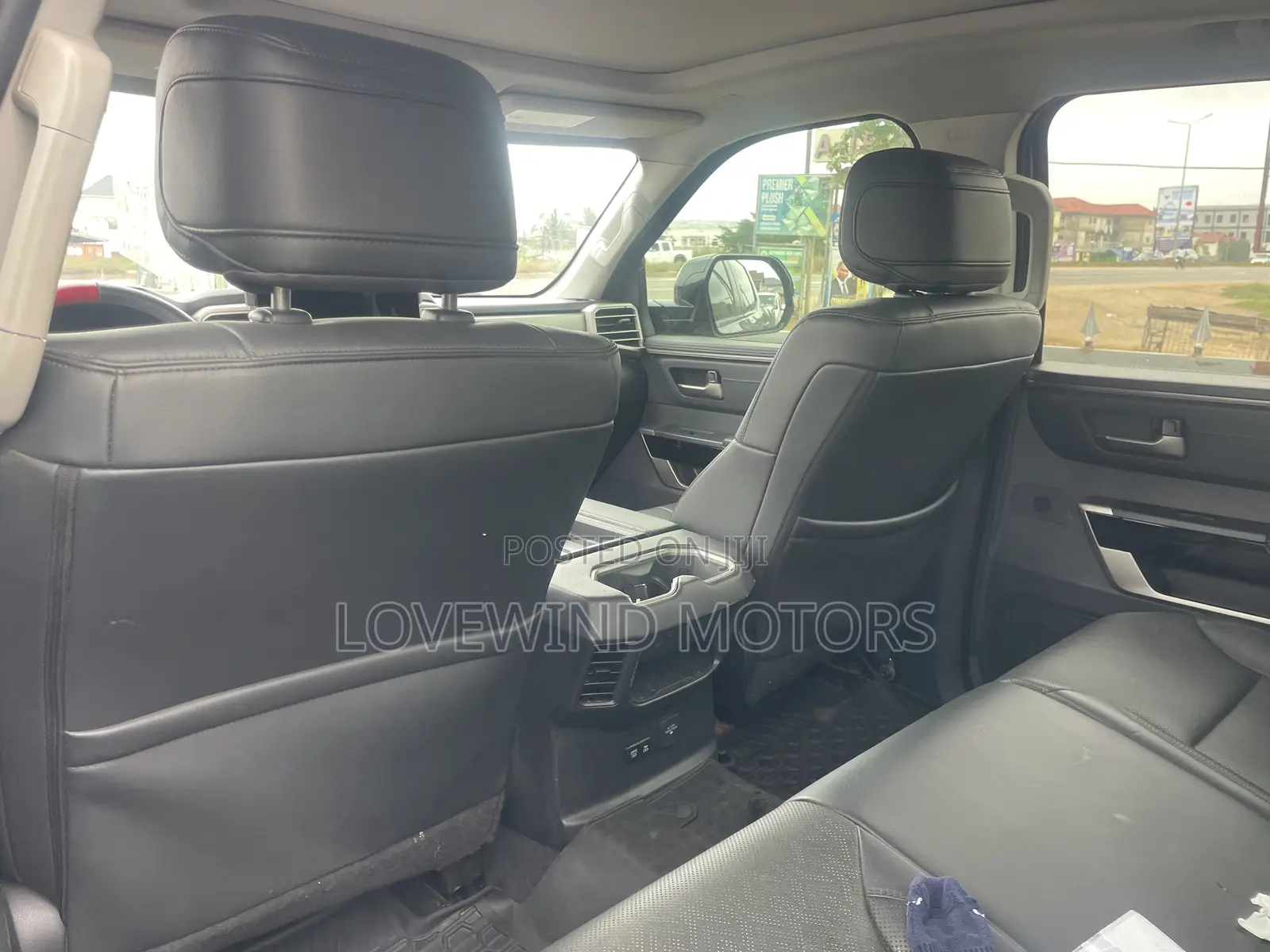 Toyota Tundra Hybrid 2024 Black