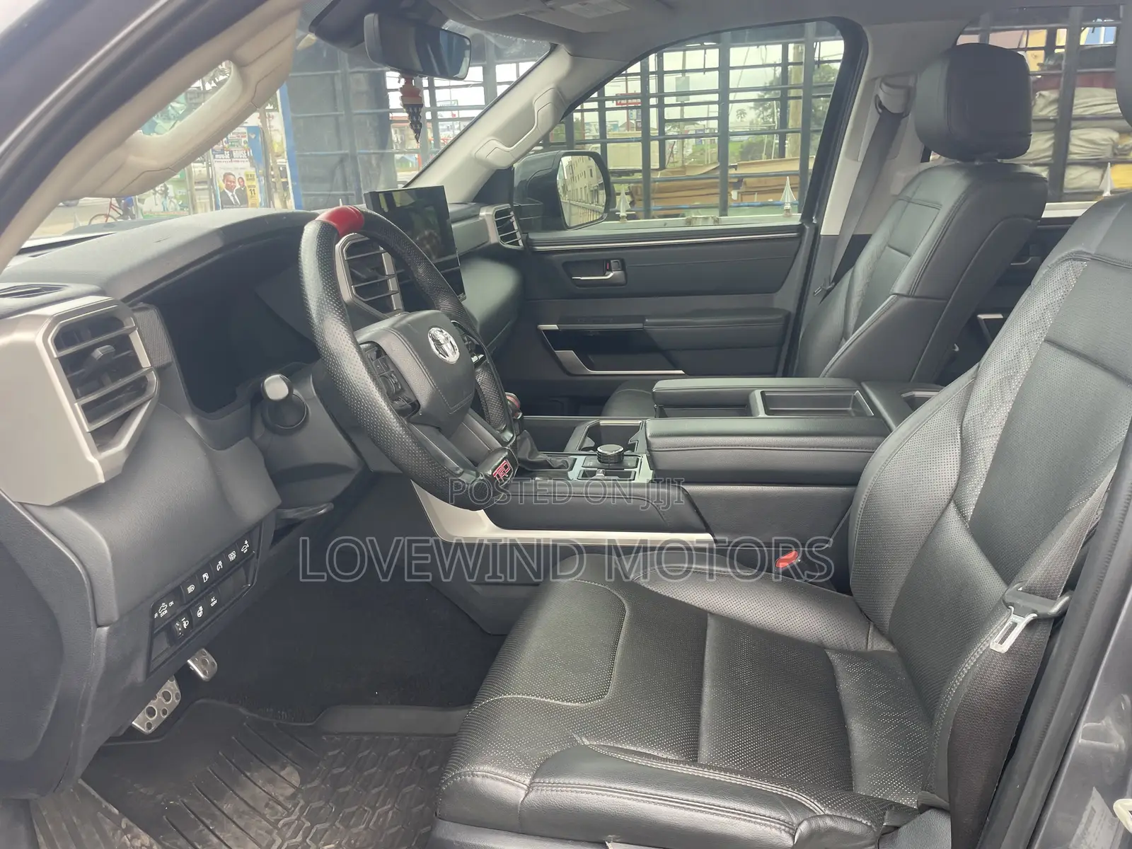 Toyota Tundra Hybrid 2024 Black